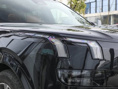 領(lǐng)克900大型SUV將登場(chǎng)：超5.2米車身，全系四驅(qū)，能否引領(lǐng)新能源潮流？