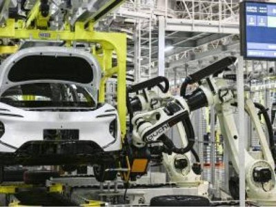 AI引領新能源汽車產業“智”變，安全與競爭并重駛向未來