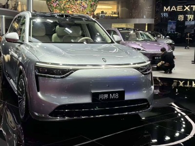 2025上海車展盛況：鴻蒙智行新車陣容豪華，問界M8與尊界S800成焦點