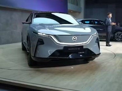 馬自達(dá)EZ-60上海車展驚艷亮相：魂動(dòng)設(shè)計(jì)與智能化并存的新選擇