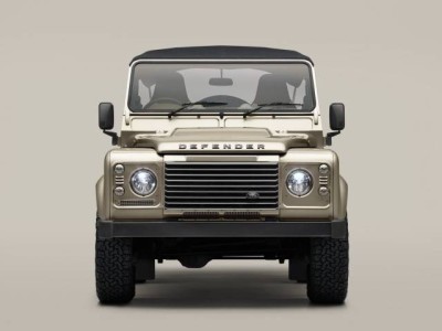 經典重生！路虎Defender V8軟頂敞篷復刻版售價近20萬英鎊