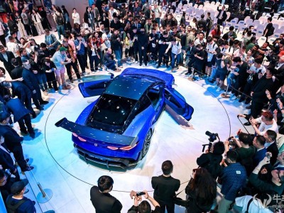 騰勢(shì)Z概念跑車閃耀上海車展，國產(chǎn)新能源超跑新篇章正式開啟