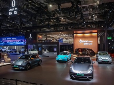 歐拉上海車展演繹經典新生，閃電貓旅行版引領智能出行新風尚