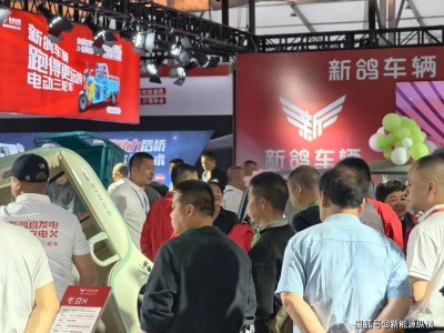豐縣展新鴿全品類矩陣亮相，問界L9與毛豆系列引領行業(yè)新風尚！