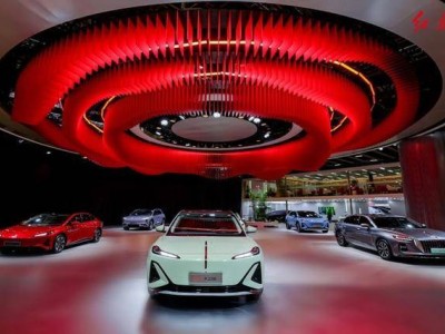 紅旗智駕新成果亮相上海車展，中國汽車工業“智造”轉型加速