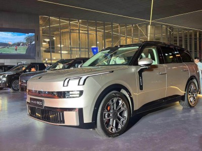 領(lǐng)克900上市：以吉利技術(shù)為盾，打造家庭旗艦SUV新標桿