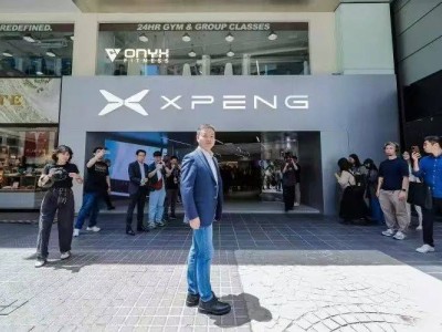 小鵬汽車云端基座大模型，能否助力其超越特斯拉？