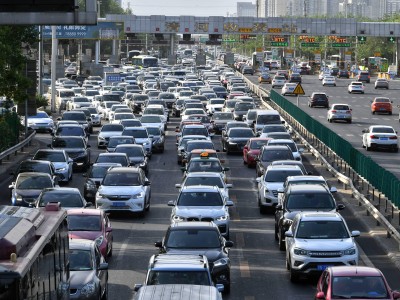 五一假期電動車充電難，比亞迪兆瓦閃充無辜“躺槍”？