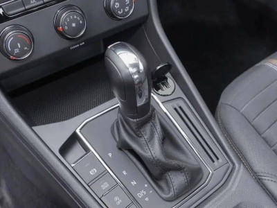 自動擋開車省油秘籍：掌握三招，輕松降油耗提動力！