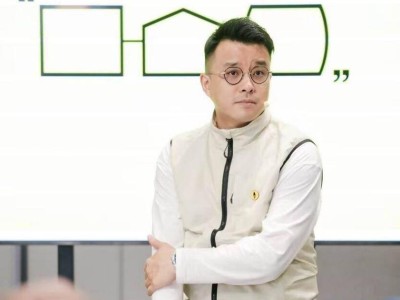 蕉內(nèi)創(chuàng)始人臧崇羽：不做優(yōu)衣庫(kù)平替，服飾品牌如何守住價(jià)格帶并做到有趣？