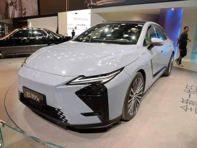 雷克薩斯ES全面煥新，純電版來襲，能否重塑市場輝煌？