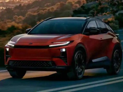 豐田C-HR變身純電SUV，2026年上市！續航、動力全面升級