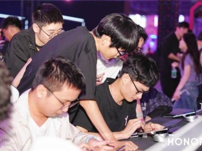 榮耀平板GT燃爆上海游戲嘉年華，共鑒ACL總決賽榮耀時(shí)刻！