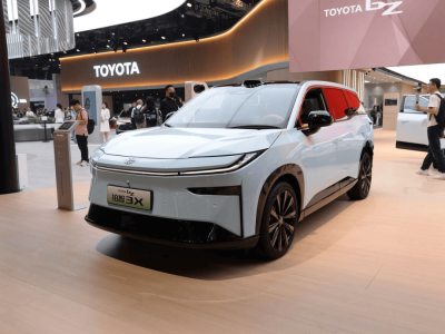 2025年，哪些合資車悄悄換上了國產輔助駕駛“大腦”？