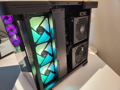 迎廣InWin臺北電腦展發布IW-1650W，專為多卡AI系統打造的第二電源亮相