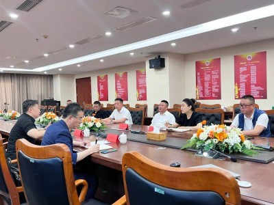 首汽租賃攜手中企高山，共謀出行服務新篇章！