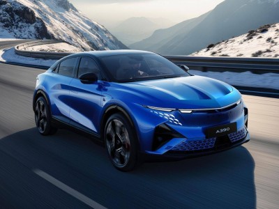 雷諾Alpine A390跨界車震撼登場，加速性能強勁，續(xù)航里程如何？