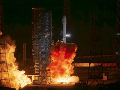 天問二號探測器在西昌成功“零窗口”發射，開啟小行星探測新篇章！