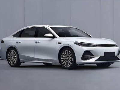 吉利銀河A7 EM-i來襲，2000km續(xù)航能否重塑家轎市場格局？