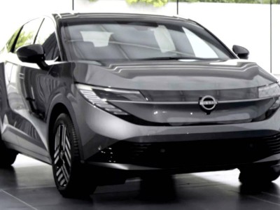 日產全新聆風來襲！全球首款量產純電車型迎來全面升級