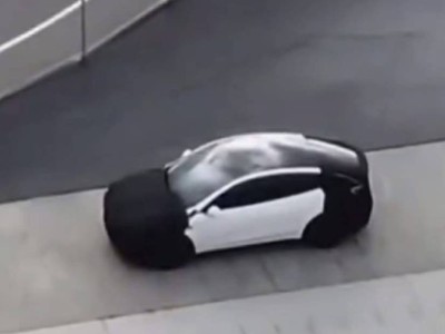 特斯拉Model Y新車型曝光，售價(jià)或降至15-17萬(wàn)，你會(huì)考慮入手嗎？