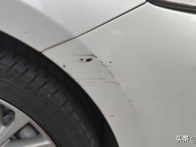 老司機(jī)為何對(duì)車輛剮蹭不以為意？原來(lái)背后有這么多門道