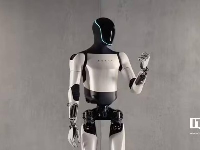 特斯拉Optimus項目負責人離職，馬斯克接手面臨新挑戰？