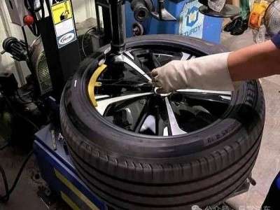 換輪胎避坑指南：這句話一說，汽修工就知道你是“小白”！