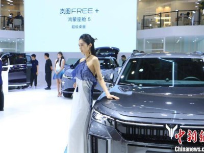 2025重慶國(guó)際車展盛況：全球汽車產(chǎn)業(yè)新趨勢(shì)，千款車型爭(zhēng)奇斗艷