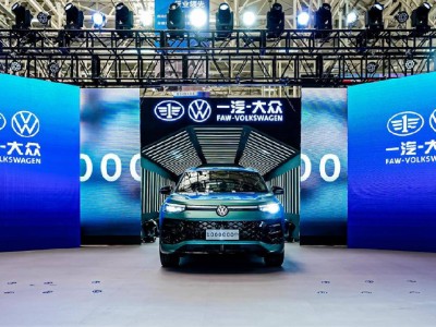 探岳破百萬，燃油車智能化轉(zhuǎn)型，“油電同權(quán)”何時來？