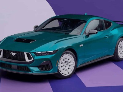 福特2026款Mustang復(fù)古來襲！FX Pack套件重現(xiàn)80年代經(jīng)典魅力