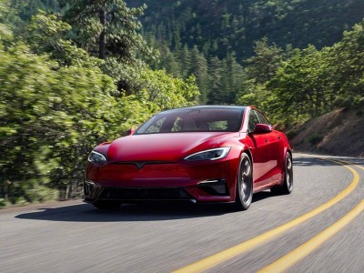 新款特斯拉Model S/X登陸美國，長續(xù)航版售價超60萬人民幣起！