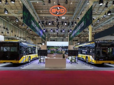 比亞迪2025德國UITP峰會首發(fā)B13.b電動大巴，引領(lǐng)歐洲綠色交通新風尚