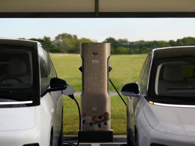 理想汽車超充站突破2500座，純電戰略再提速，能否顛覆行業格局？