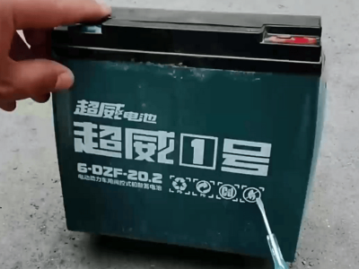 2025年電動車換電池指南：避開5種不耐用類型，行內人推薦這3種耐用之選