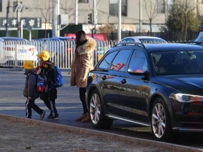 電車三大痛點曝光，9年車企老將直言：現階段購車需三思！