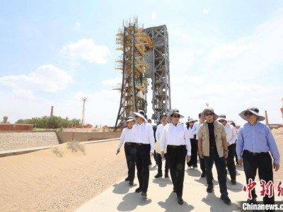 馬英九率臺青探訪酒泉衛星發射中心，盛贊大陸航天壯舉