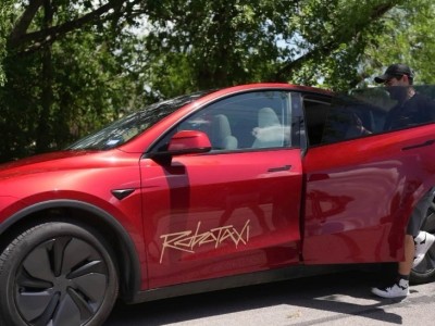 為Robotaxi打造，特斯拉改裝版Model Y曝光