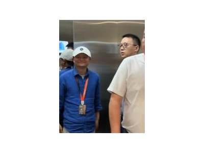 馬云現身阿里，吳泳銘陪同，阿里中國電商事業群再添新成員