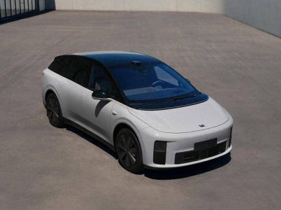 理想i6純電SUV來襲：800V快充10分鐘500km，挑戰Model Y市場地位