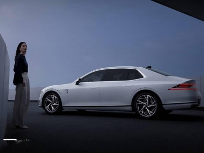 2026款捷尼賽思G90豪華登場(chǎng)，售價(jià)73.4萬(wàn)起，配3.5T+48V輕混系統(tǒng)