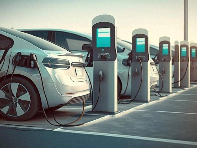 電動車三大痛點待解，消費者：續航、安全、成本仍是購車攔路虎