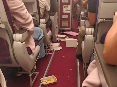 吉祥航空航班遇晴空顛簸，乘客親歷驚險(xiǎn)瞬間：物品飛散，機(jī)組迅速應(yīng)對
