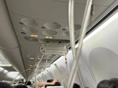 波音738航班遇險情緊急降落，疑似減壓故障，具體原因待查