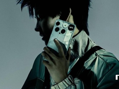 Nothing Phone (3) 發布：背部小屏幕Glyph Matrix引領復古時尚新潮流