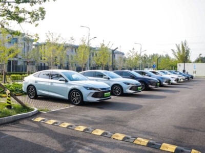 中國轎車市場月考：銷量冠軍月破4萬，小米SU7排名調整