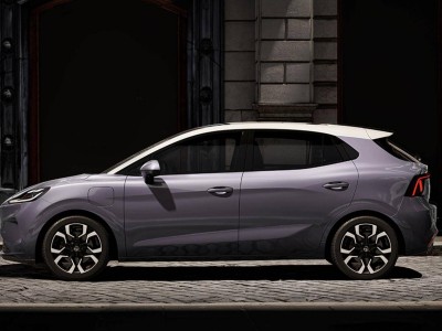 專為女性打造的純電小車MG4 EV：潮流設計續航537km，通勤代步新選擇