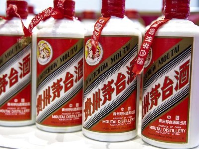 貴州茅臺回應飛天價格跌破1800元：秉持長期主義，愿與股東探討拆股話題