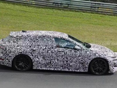 曾擱置計劃？奧迪RS6 e-tron Avant旅行車原型車本周現身紐博格林賽道
