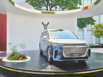 2026款嵐圖夢想家上市：800V高壓平臺賦能，智能舒享引領(lǐng)MPV新時代